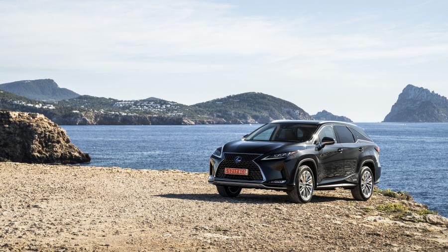  Lexus RX450hL 2019 года  (WW) (фото 9 из 11)